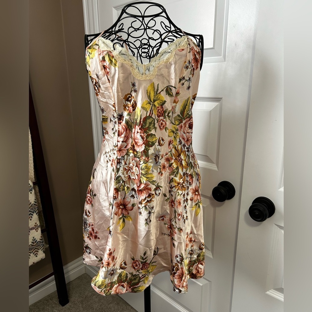 Victoria's Secret Vintage Gold Label Floral Satin Lace Nighty Lingerie
